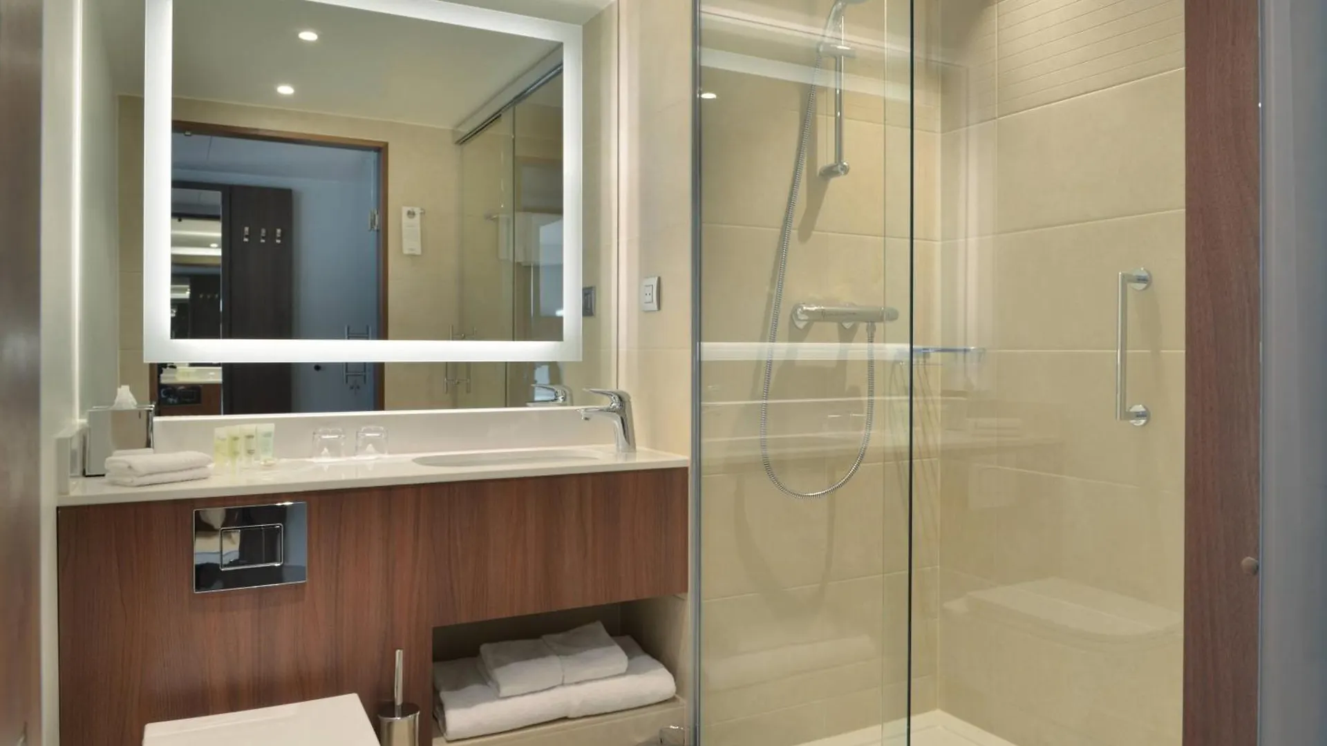 Hotel Courtyard By Marriott Brussels Eu Bélgica