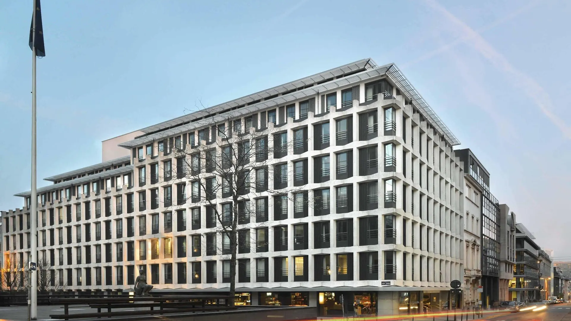 Courtyard By Marriott Brussels Eu Hotel