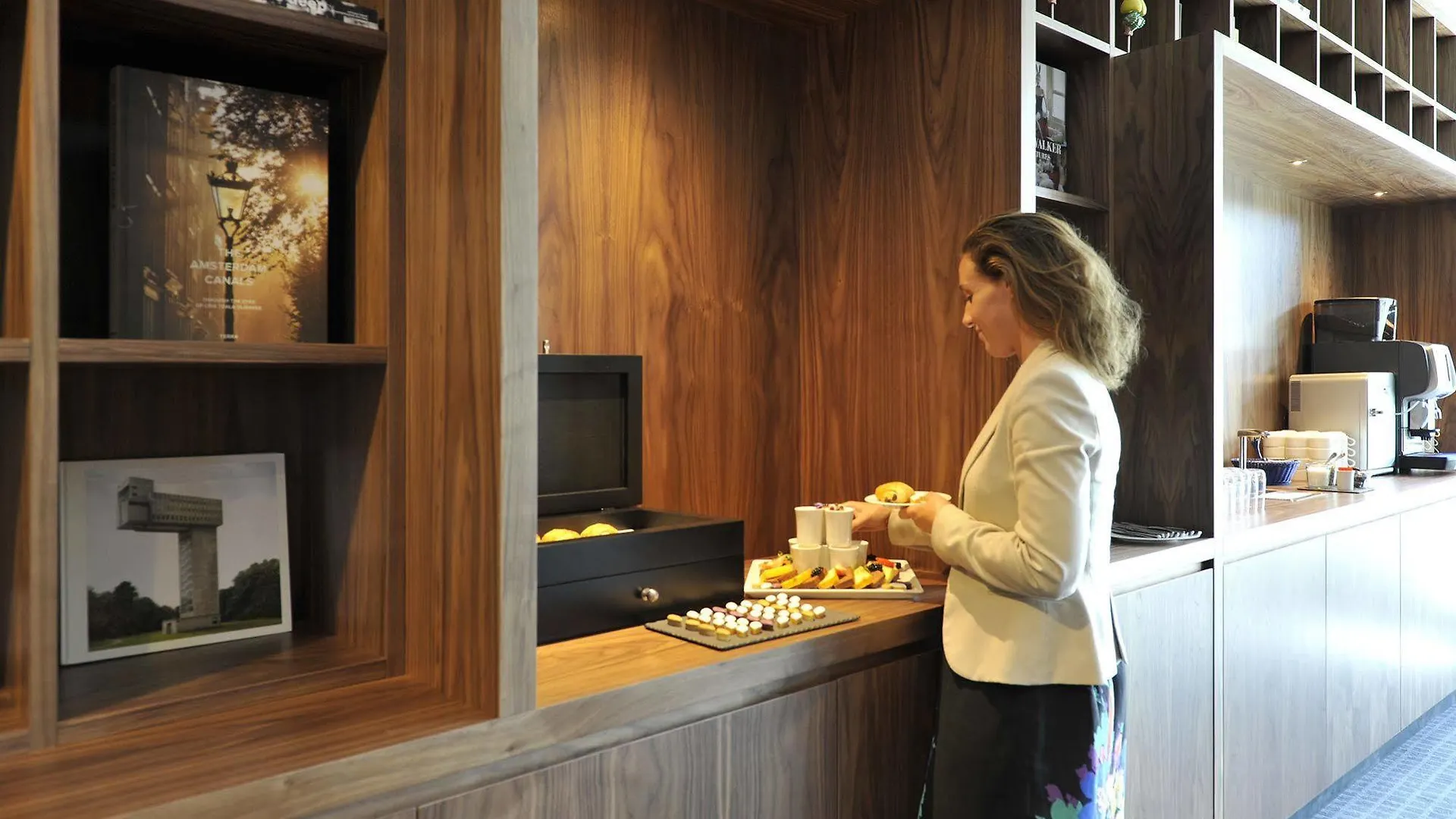 Courtyard By Marriott Brussels Eu Hotel