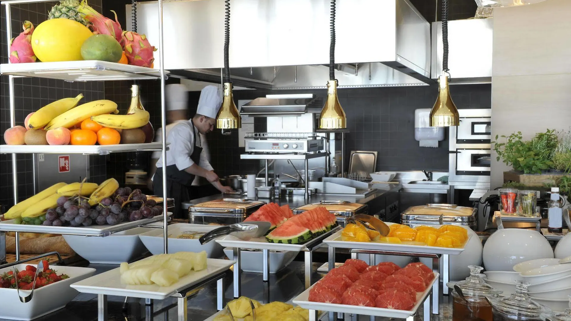 Courtyard By Marriott Brussels Eu Hotel 4*,